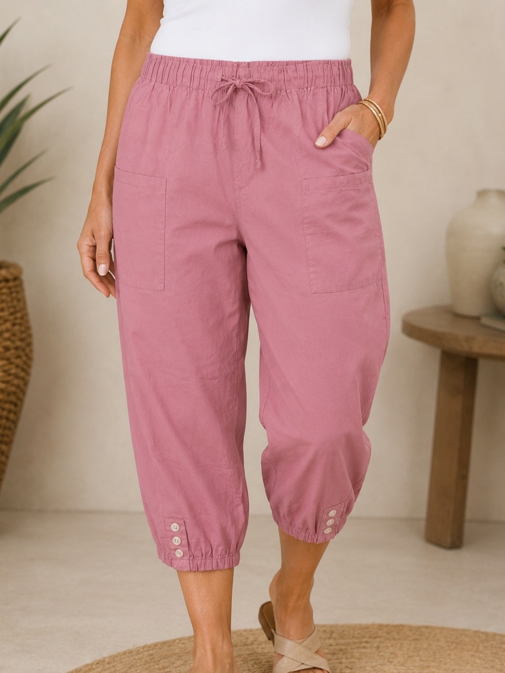 Alfred Dunner Pink Pull-On Capri Pants 18W Elastic Waist Pockets Button Hem